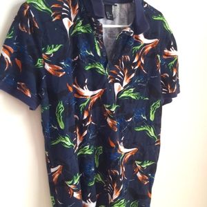 H&M men's tropical print polo